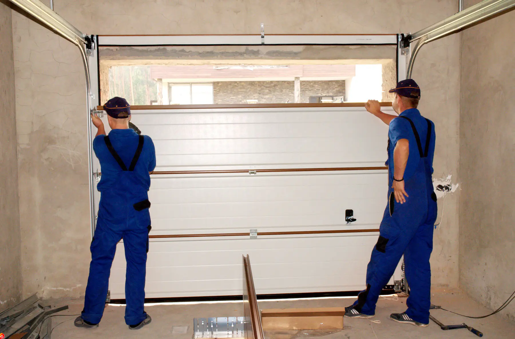 Choosing the Right Emergency Garage Door Repair Service Means Trusting the Right Team