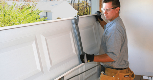 Signs You Need Emergency Garage Door Repair Now