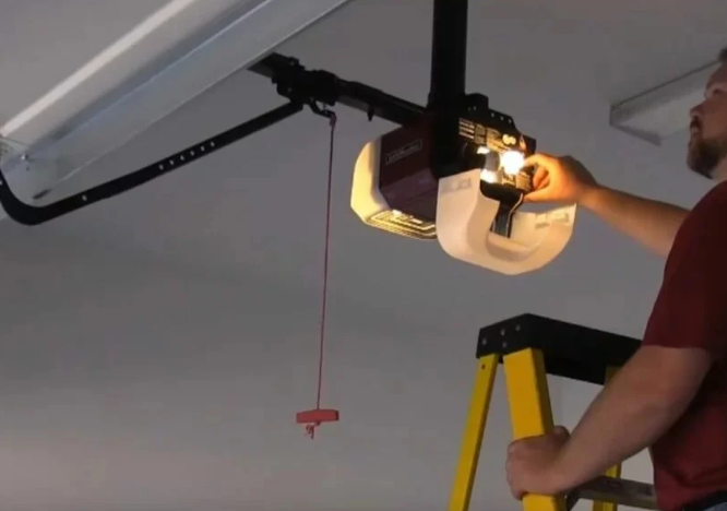 What Causes a Garage Door Opener to Stop Working